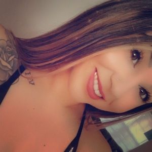 Meet your Posher, Angelique